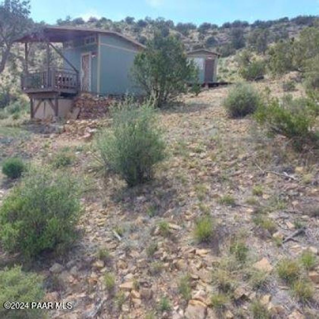 Photo of 37400 N Big View Trail, Ash Fork, AZ 86320 (MLS # 1082481)