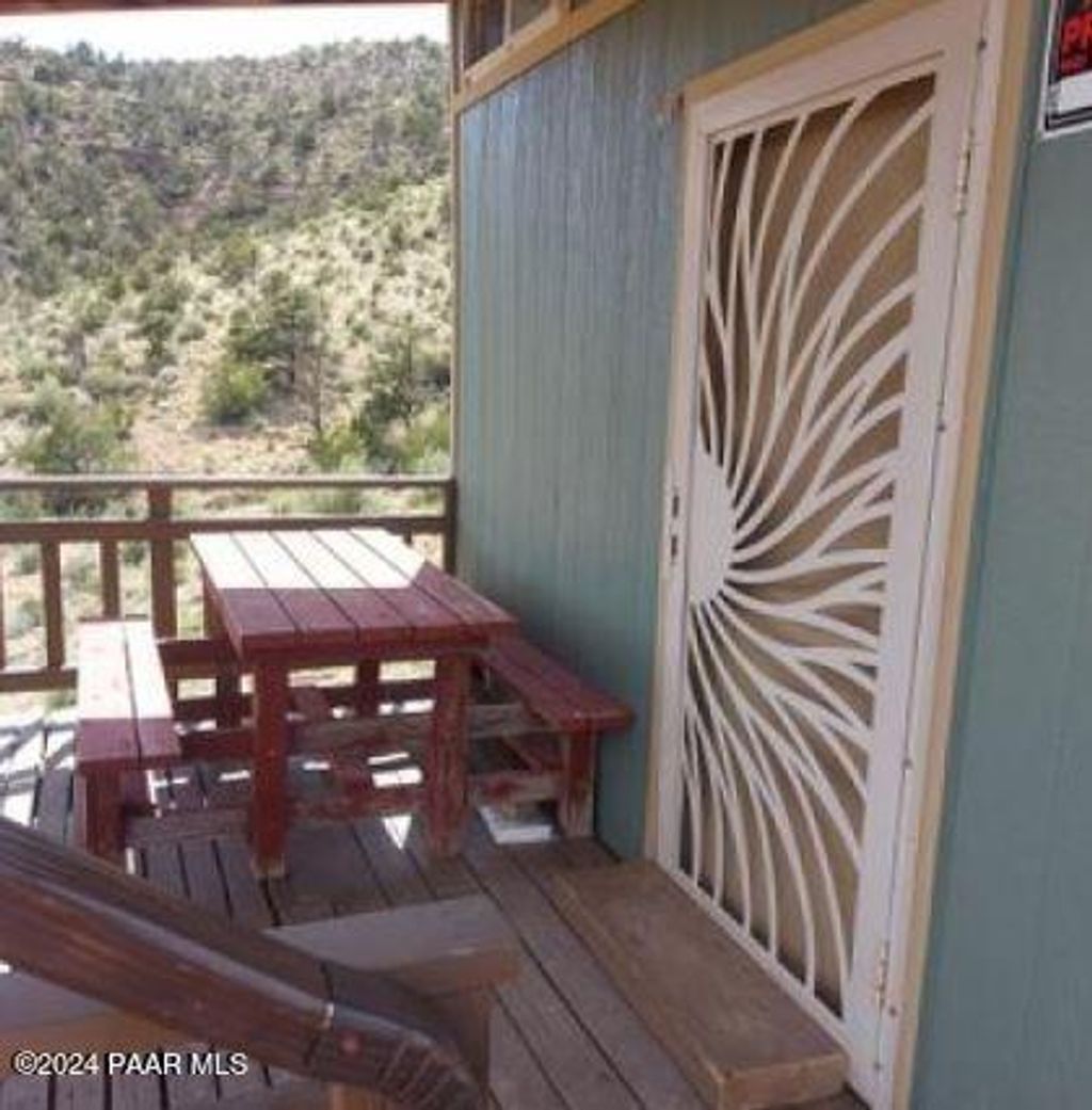 Photo of 37400 N Big View Trail, Ash Fork, AZ 86320 (MLS # 1082481)