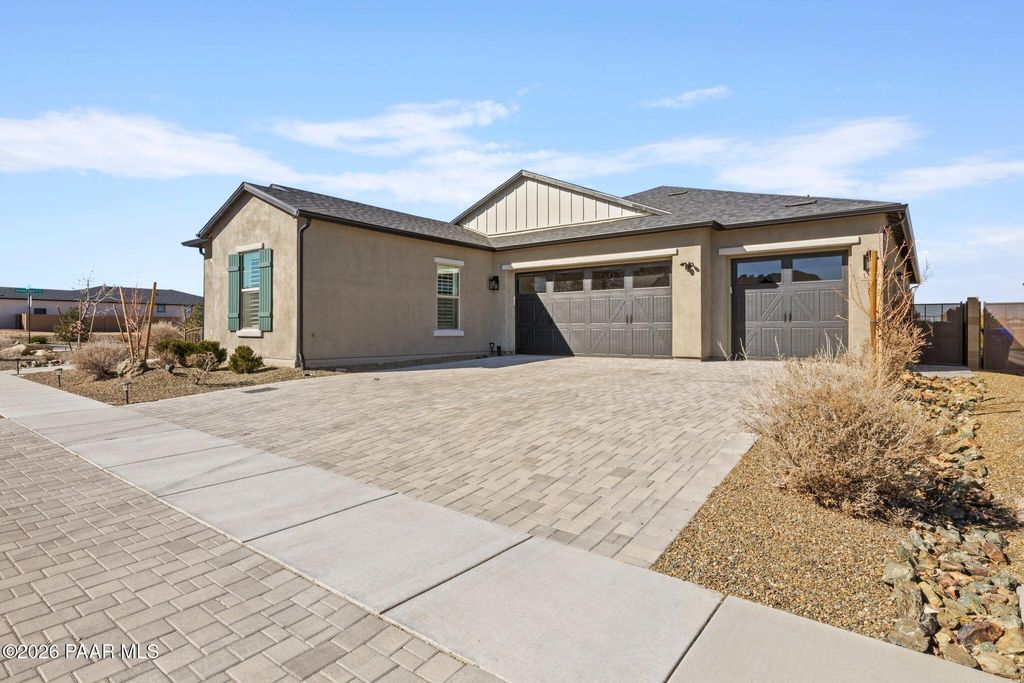 Photo of 3240 Jagged Spire Court, Prescott, AZ 86301 (MLS # 1079239)
