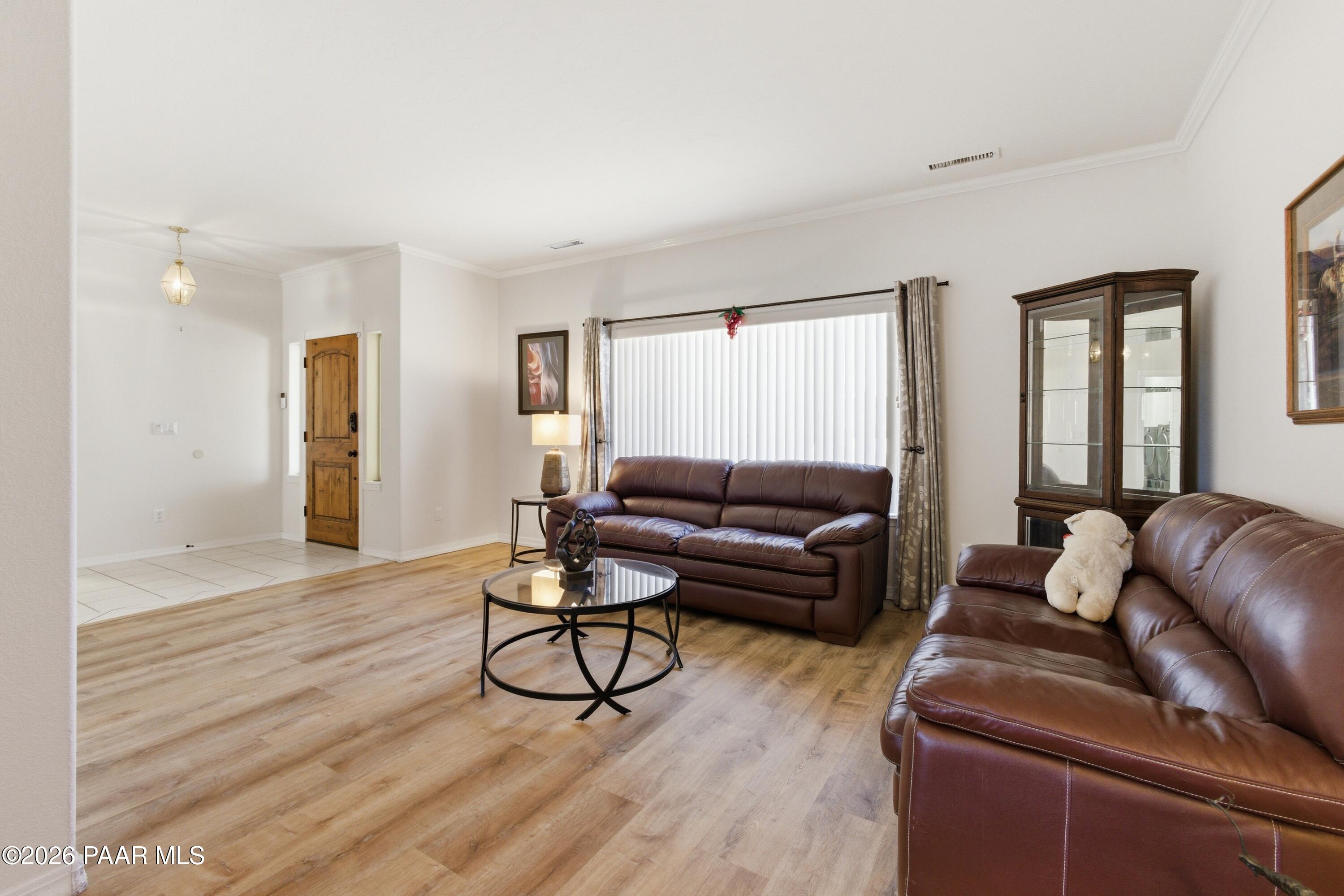 5775 Goldenrod Way