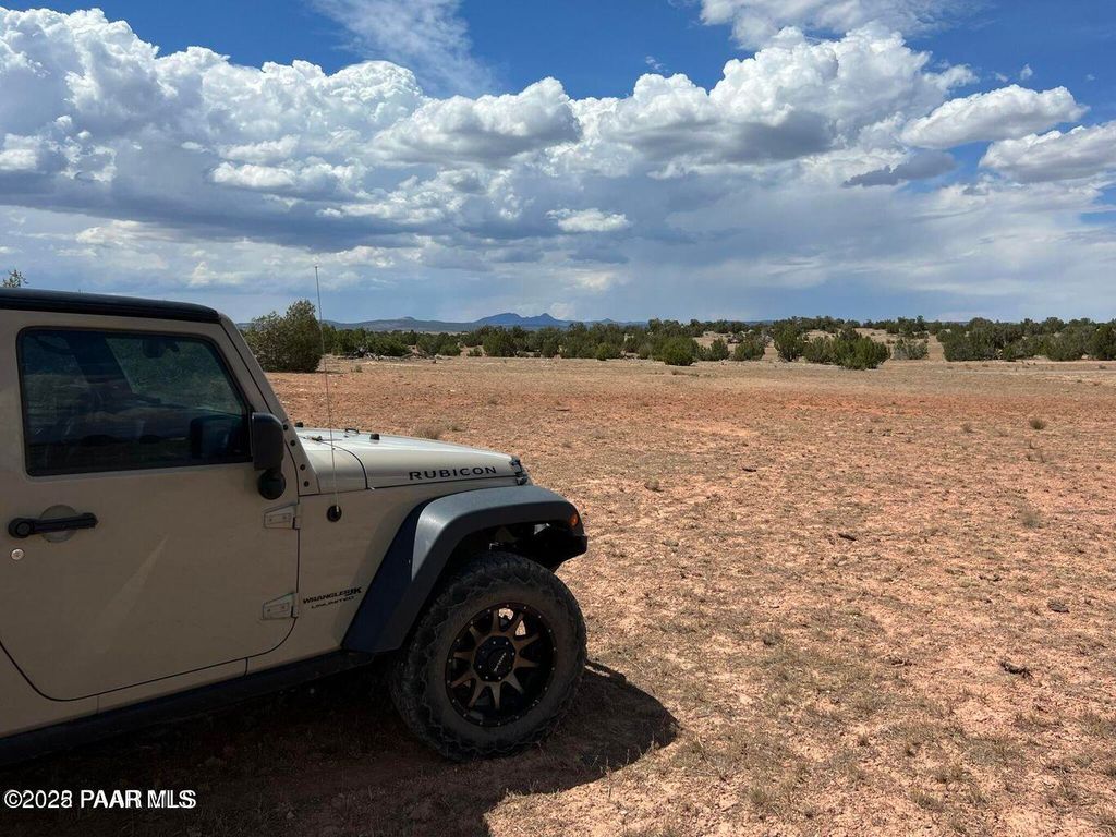 Photo of 410 Blossom Hill Road, Ash Fork, AZ 86320 (MLS # 1078220)