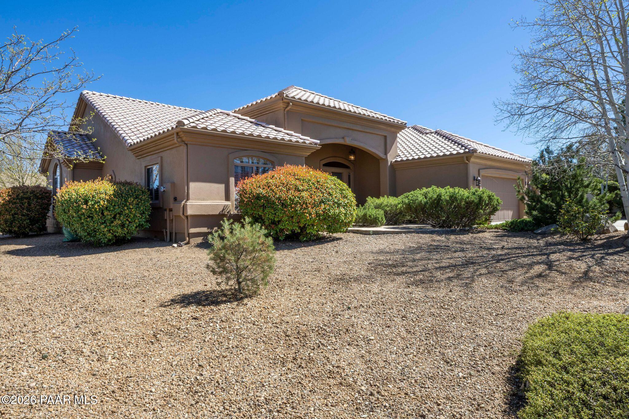 5721 N Honeysuckle Road