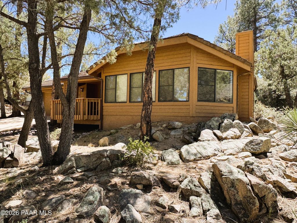 Photo of 3169 W Crestview Drive, Prescott, AZ 86305 (MLS # 1081010)