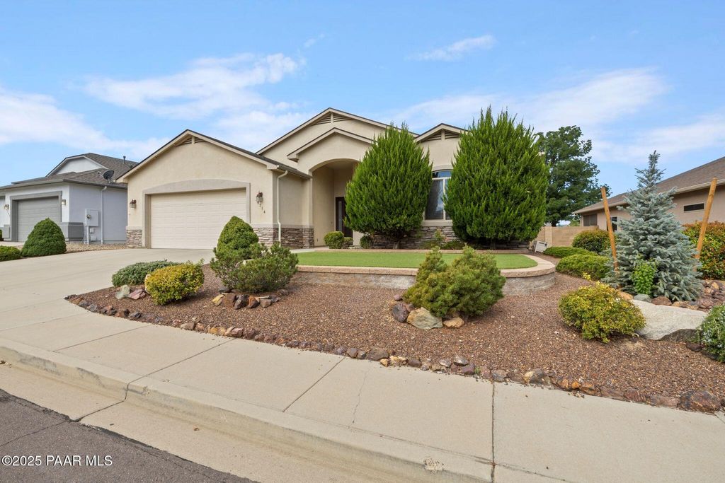Photo of 4714 N Edgemont Road, Prescott Valley, AZ 86314 (MLS # 1080211)