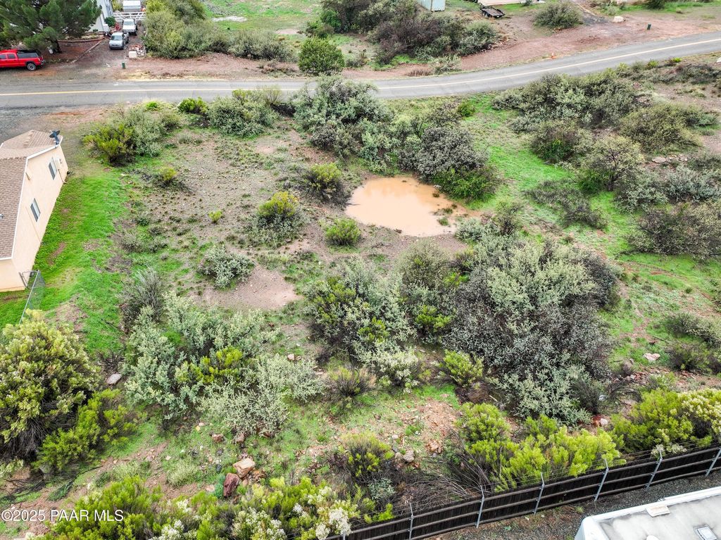 Photo of 17124 E Roadrunner Road, Mayer, AZ 86333 (MLS # 1077970)