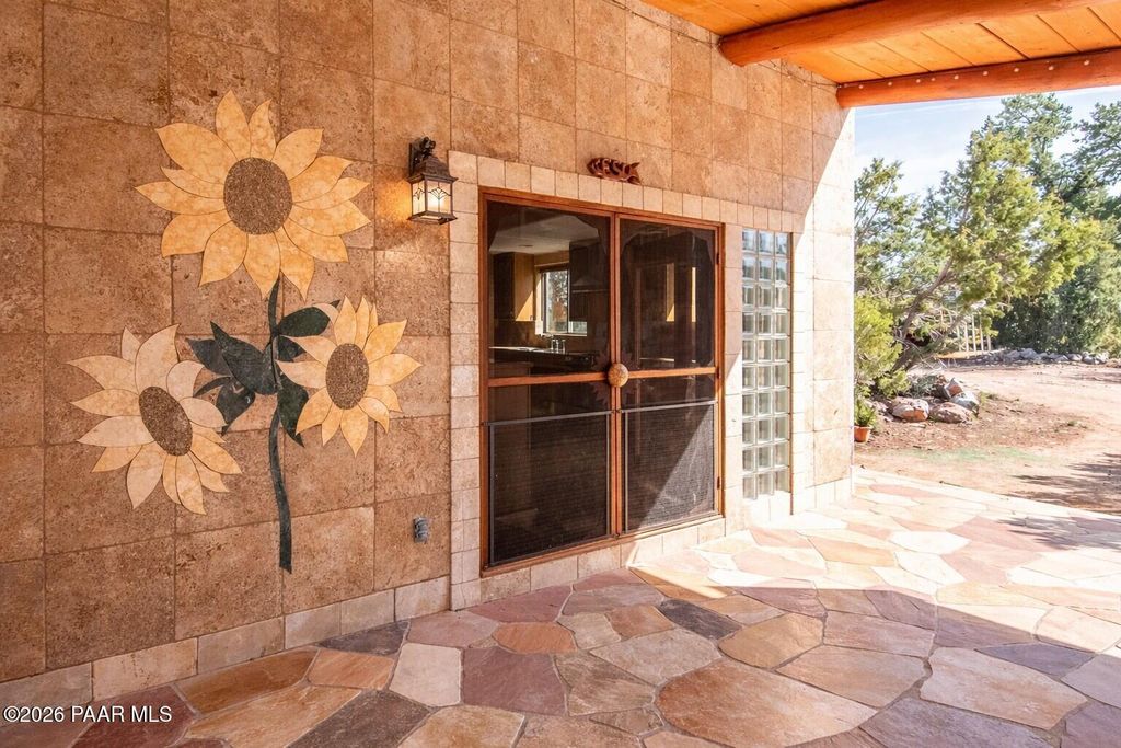 Photo of 43276 N Hallelujah Lane, Seligman, AZ 86337 (MLS # 1080354)