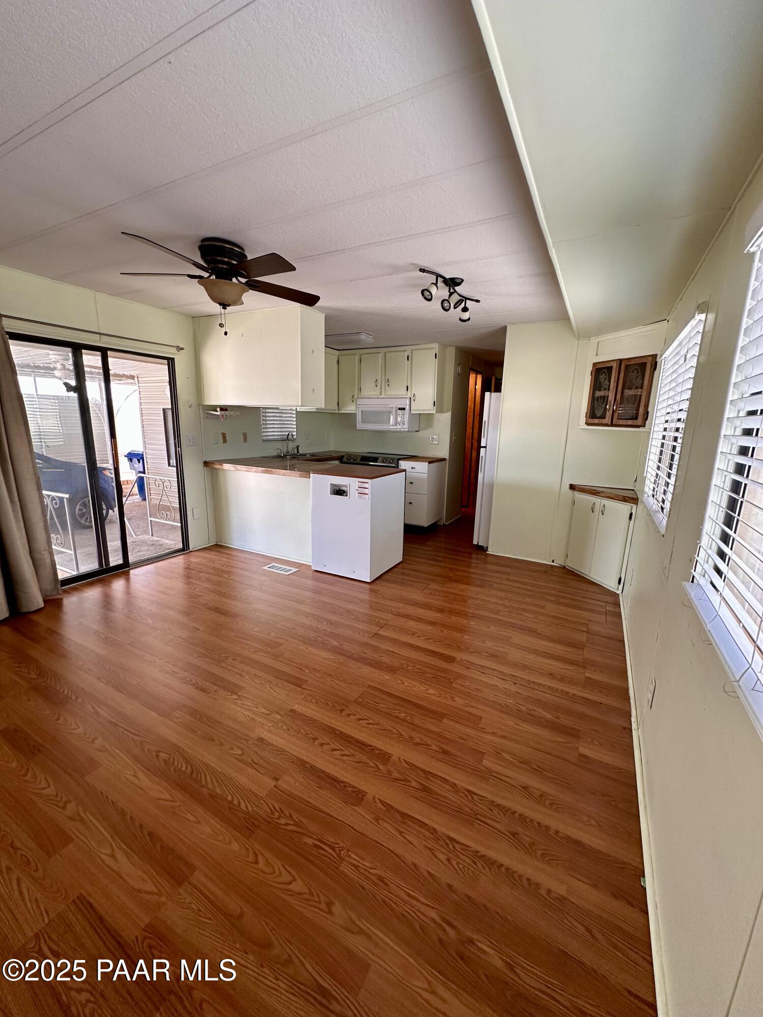4700 E Main Street 1234
