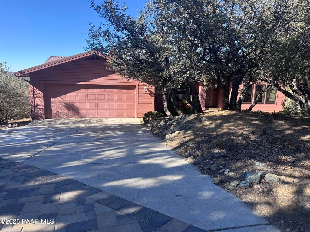Photo of 735 Northwood Loop, Prescott, AZ 86303 (MLS # 1079313)