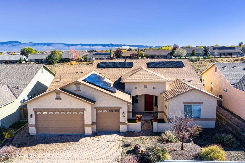 Photo of 4495 N Cambridge Avenue, Prescott Valley, AZ 86314 (MLS # 1077995)