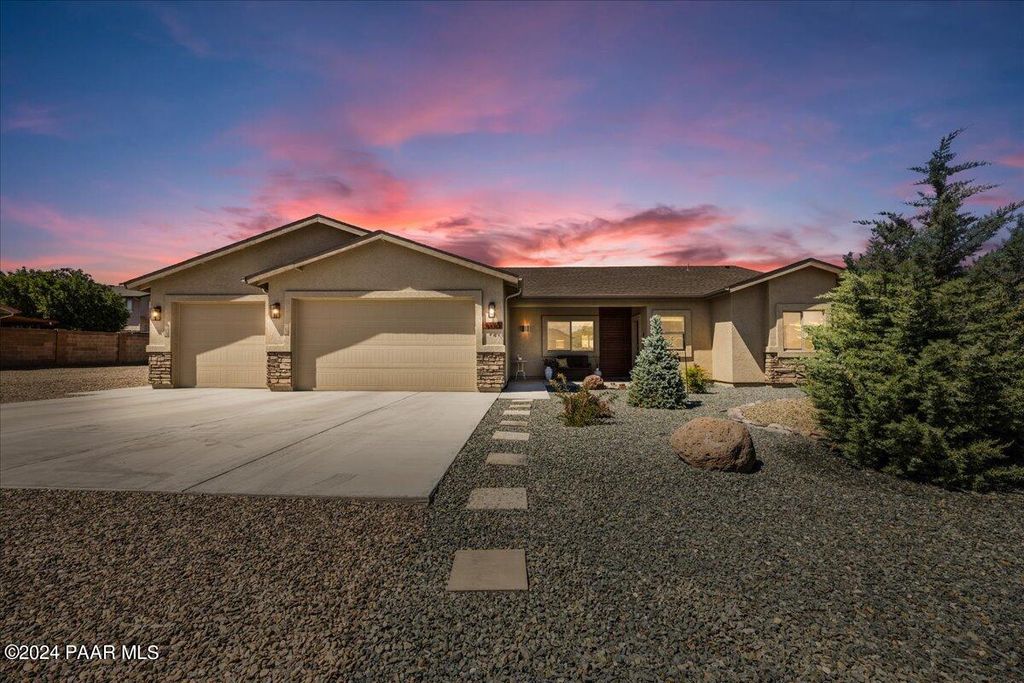 Photo of 7275 E Grandview Drive, Prescott Valley, AZ 86314 (MLS # 1080142)