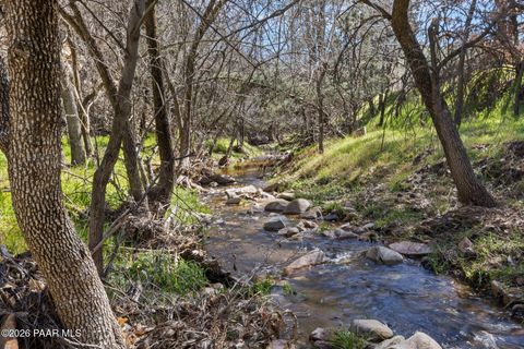 Photo of 627 Maricopa Drive, Prescott, AZ 86303 (MLS # 1079915)