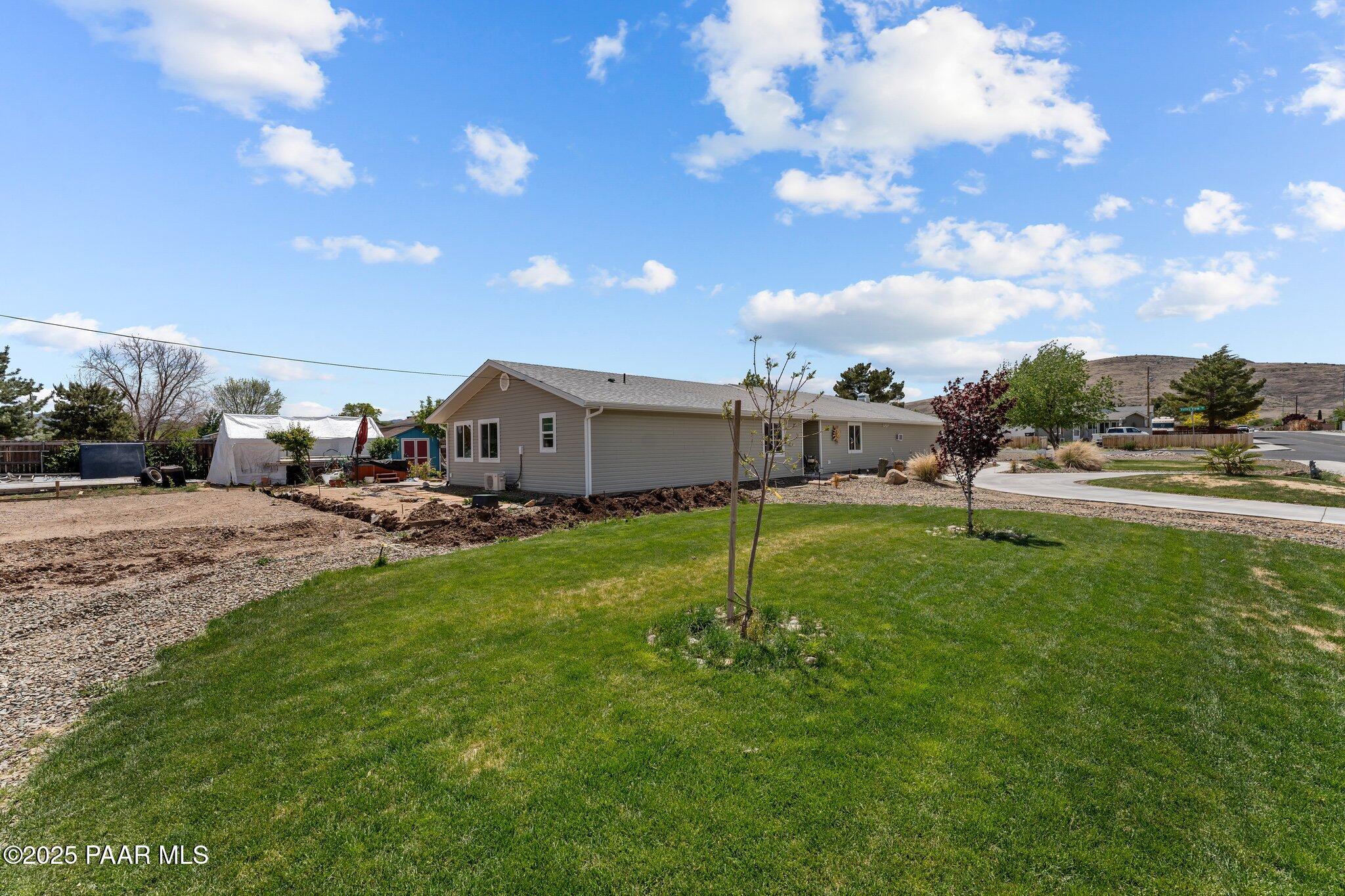 3161 N Valley View Drive