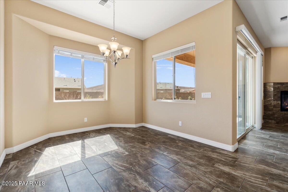 Prescott Valley, Arizona 86314, United States, 4 Bedrooms Bedrooms, ,2 BathroomsBathrooms,Residential,Pending,83829