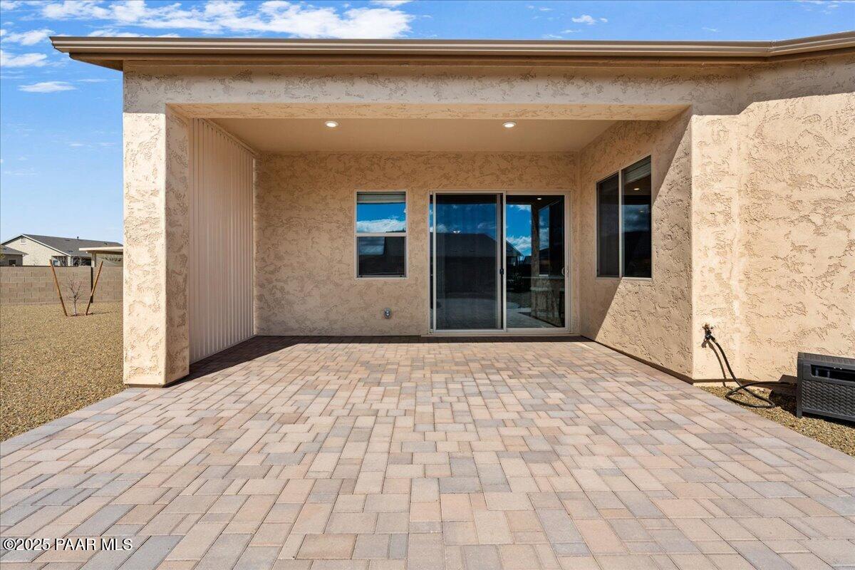 Prescott Valley, Arizona 86314, United States, 4 Bedrooms Bedrooms, ,2 BathroomsBathrooms,Residential,Pending,83829