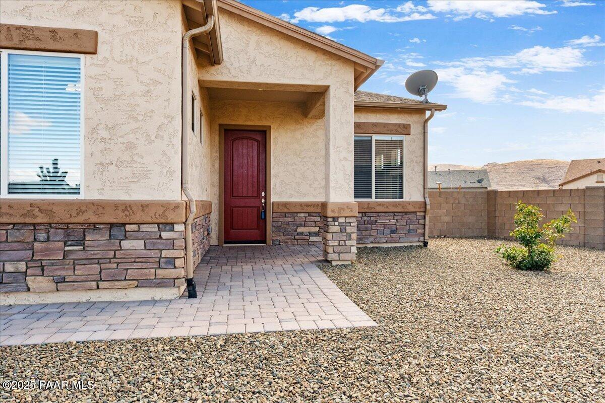 Prescott Valley, Arizona 86314, United States, 4 Bedrooms Bedrooms, ,2 BathroomsBathrooms,Residential,Pending,83829