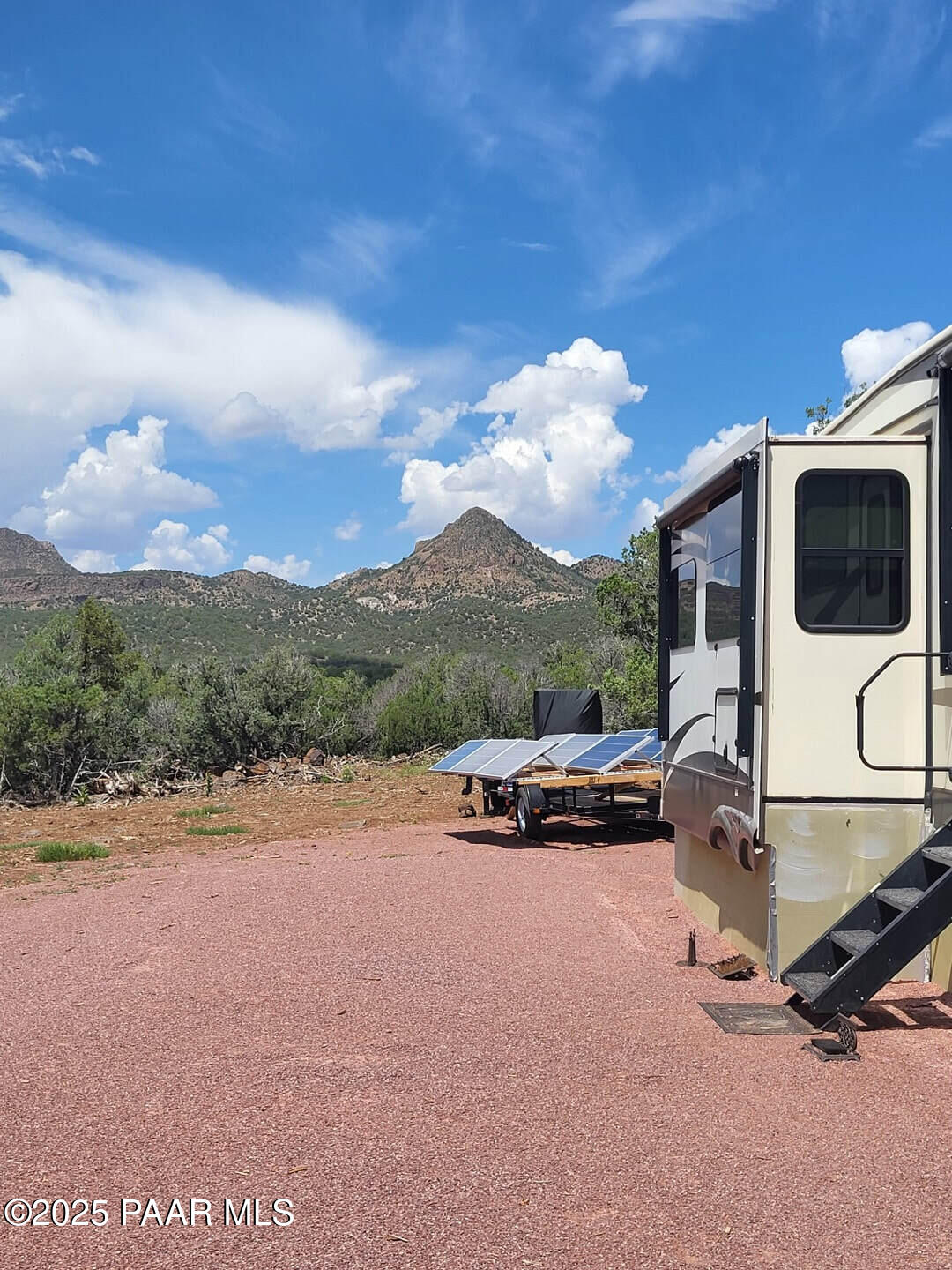 11200 Six Shooter Trail