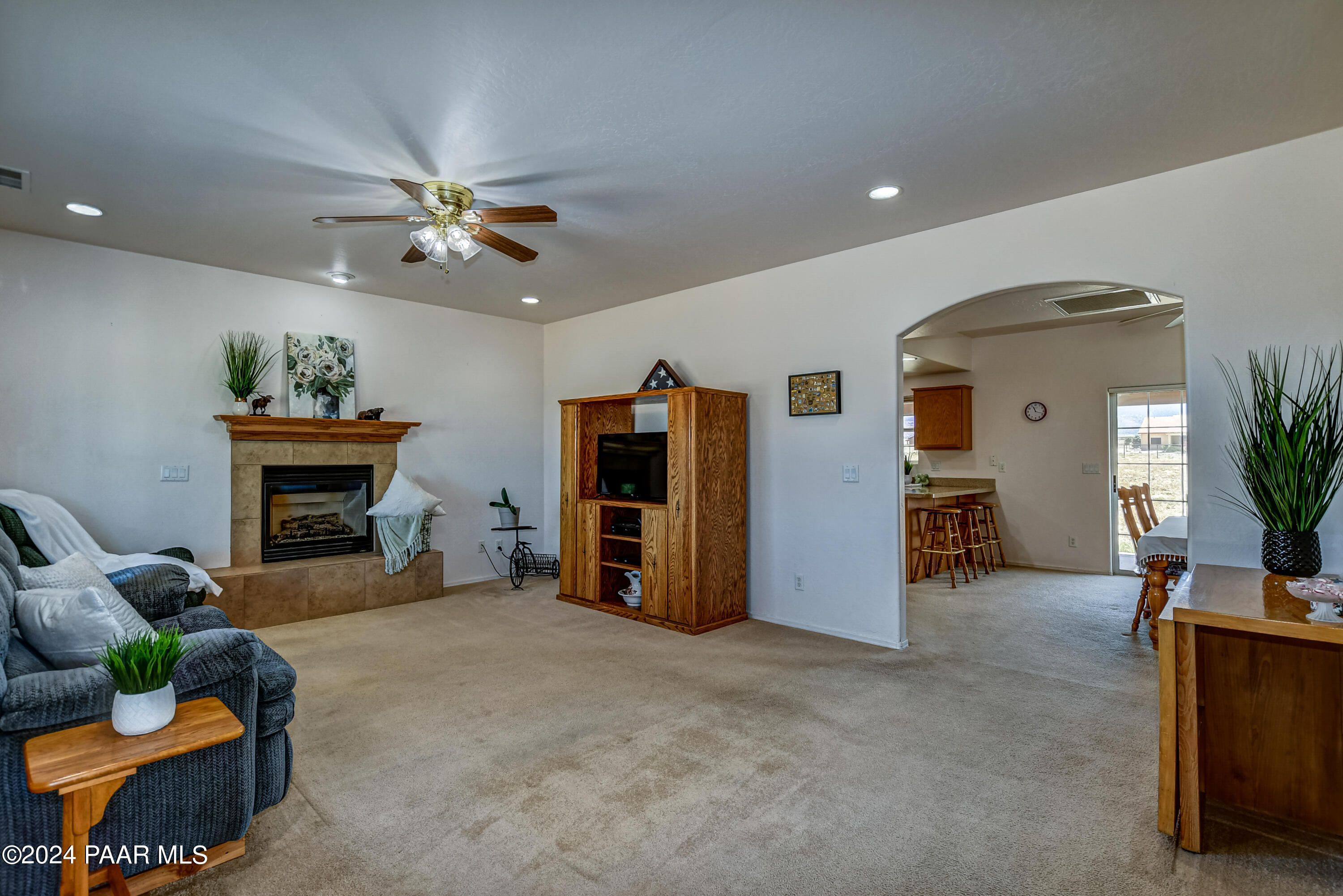 11305 N Retriever Lane