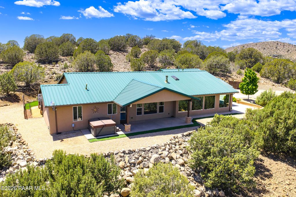 Photo of 4060 W Brenda Trail, Prescott, AZ 86305 (MLS # 1081821)