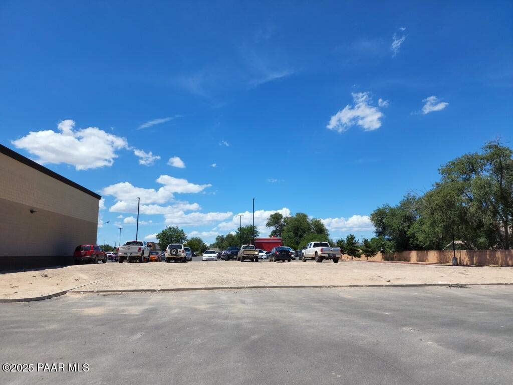 1041 N State Route 89