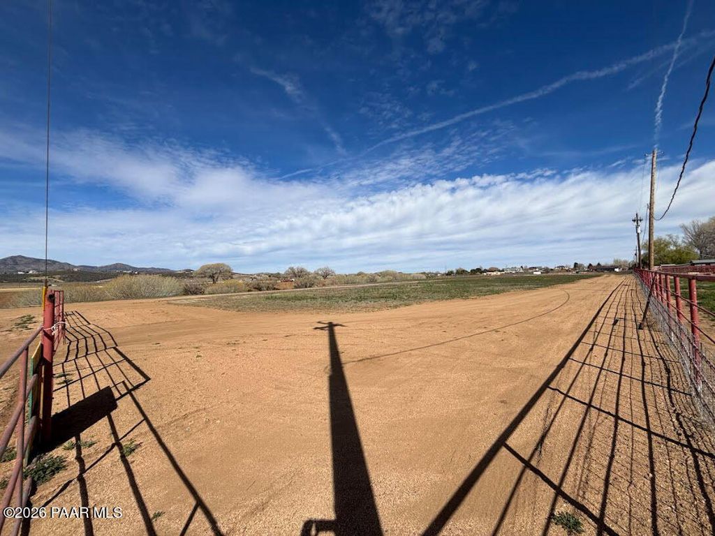 Photo of 13408 E No No Lane, Dewey-Humboldt, AZ 86327 (MLS # 1080319)