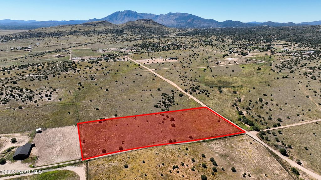 Photo of 00 S Bandit Ridge, Prescott, AZ 86305 (MLS # 1079840)