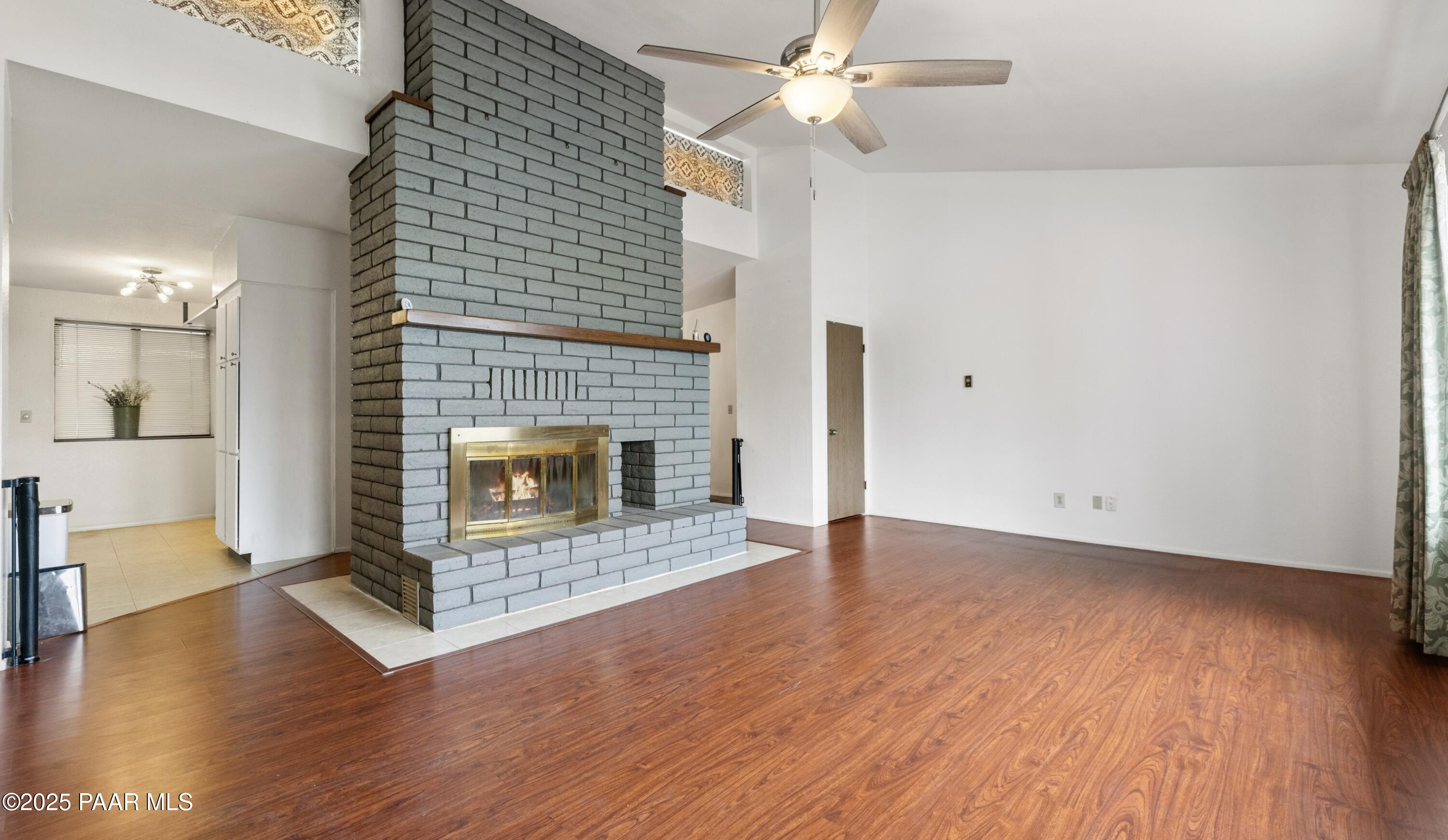 742 Meadowlark Lane