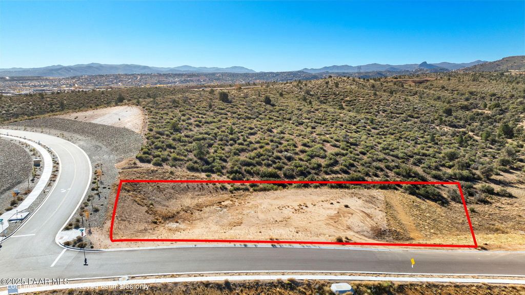 Photo of 577 Suncrest Drive, Prescott, AZ 86305 (MLS # 1078183)