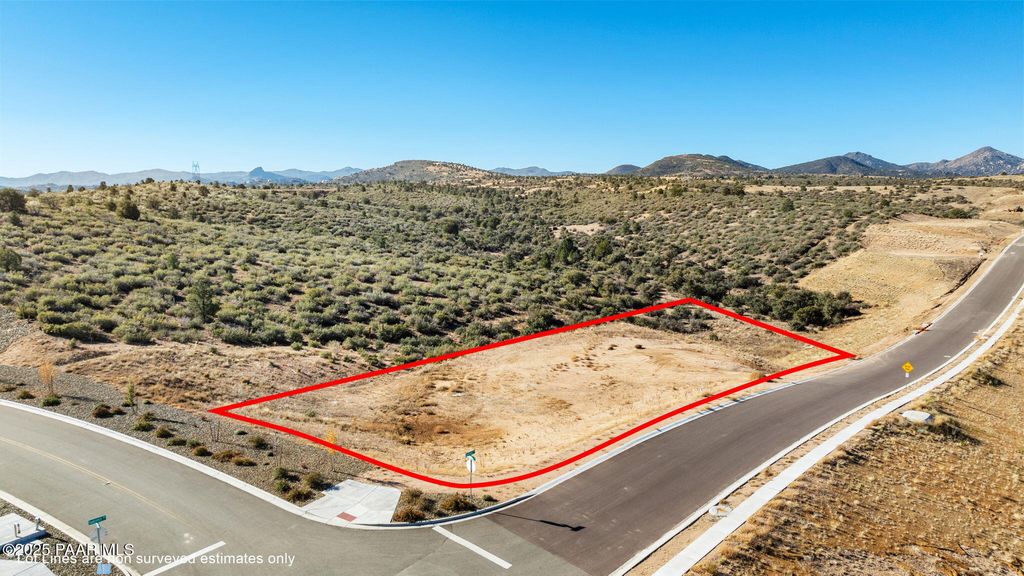 Photo of 577 Suncrest Drive, Prescott, AZ 86305 (MLS # 1078183)