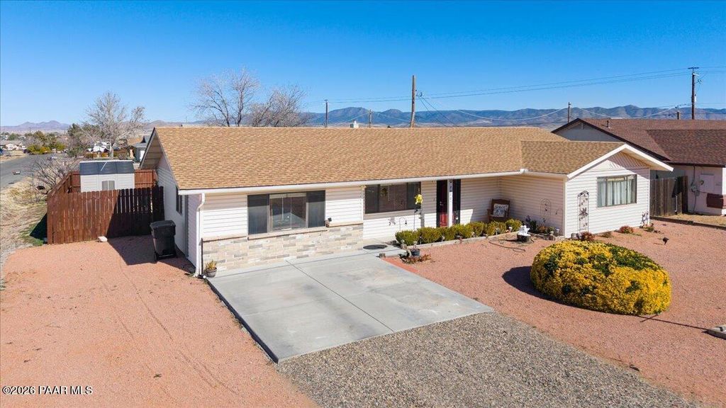 Photo of 8970 E Flapjack Road, Prescott Valley, AZ 86314 (MLS # 1079219)