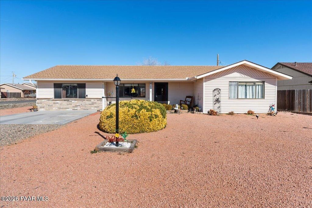 Photo of 8970 E Flapjack Road, Prescott Valley, AZ 86314 (MLS # 1079219)