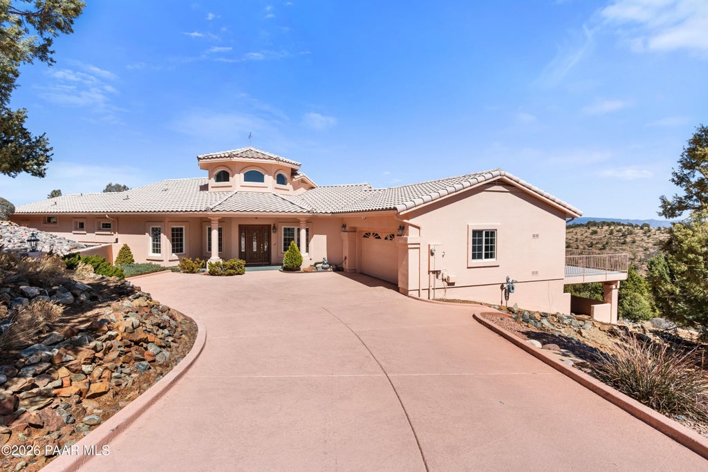 Photo of 2780 Whispering Way Circle, Prescott, AZ 86303 (MLS # 1082748)