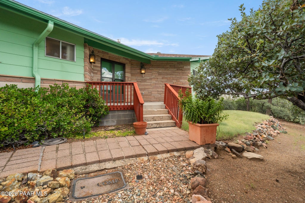 Photo of 2304 Nolte Drive, Prescott, AZ 86301 (MLS # 1084757)