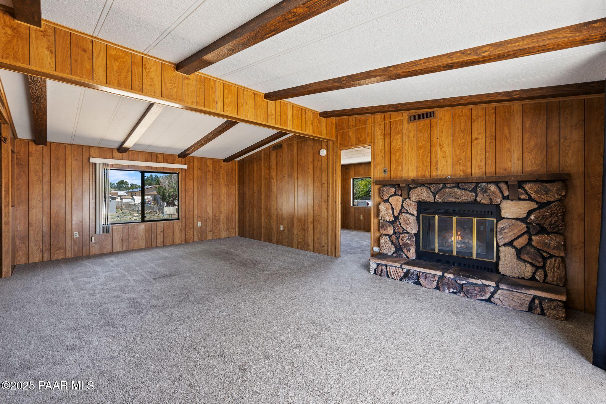 6131 N Cattletrack Road