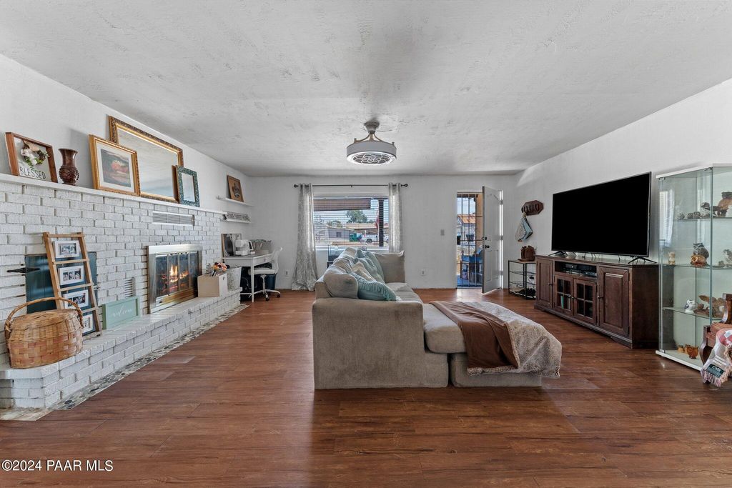 Photo of 331 W Center Street, Wickenburg, AZ 85390 (MLS # 1082111)