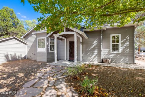 Photo of 1628 Oregon Avenue, Prescott, AZ 86305 (MLS # 1077272)