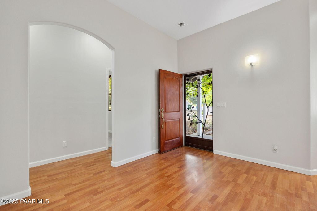 Photo of 1628 Oregon Avenue, Prescott, AZ 86305 (MLS # 1077272)