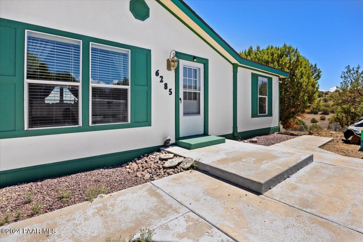 6285 N Gray Gos Road