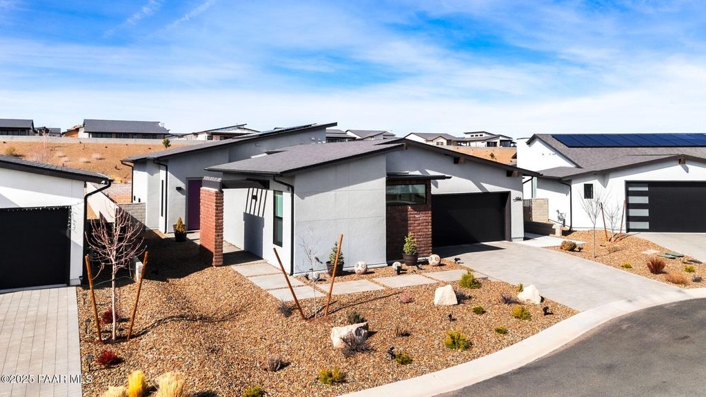 Photo of 4984 N Yorkshire Loop, Prescott Valley, AZ 86314 (MLS # 1076791)