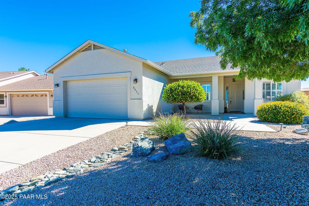 Photo of 3911 N Fairfax Road, Prescott Valley, AZ 86314 (MLS # 1077611)