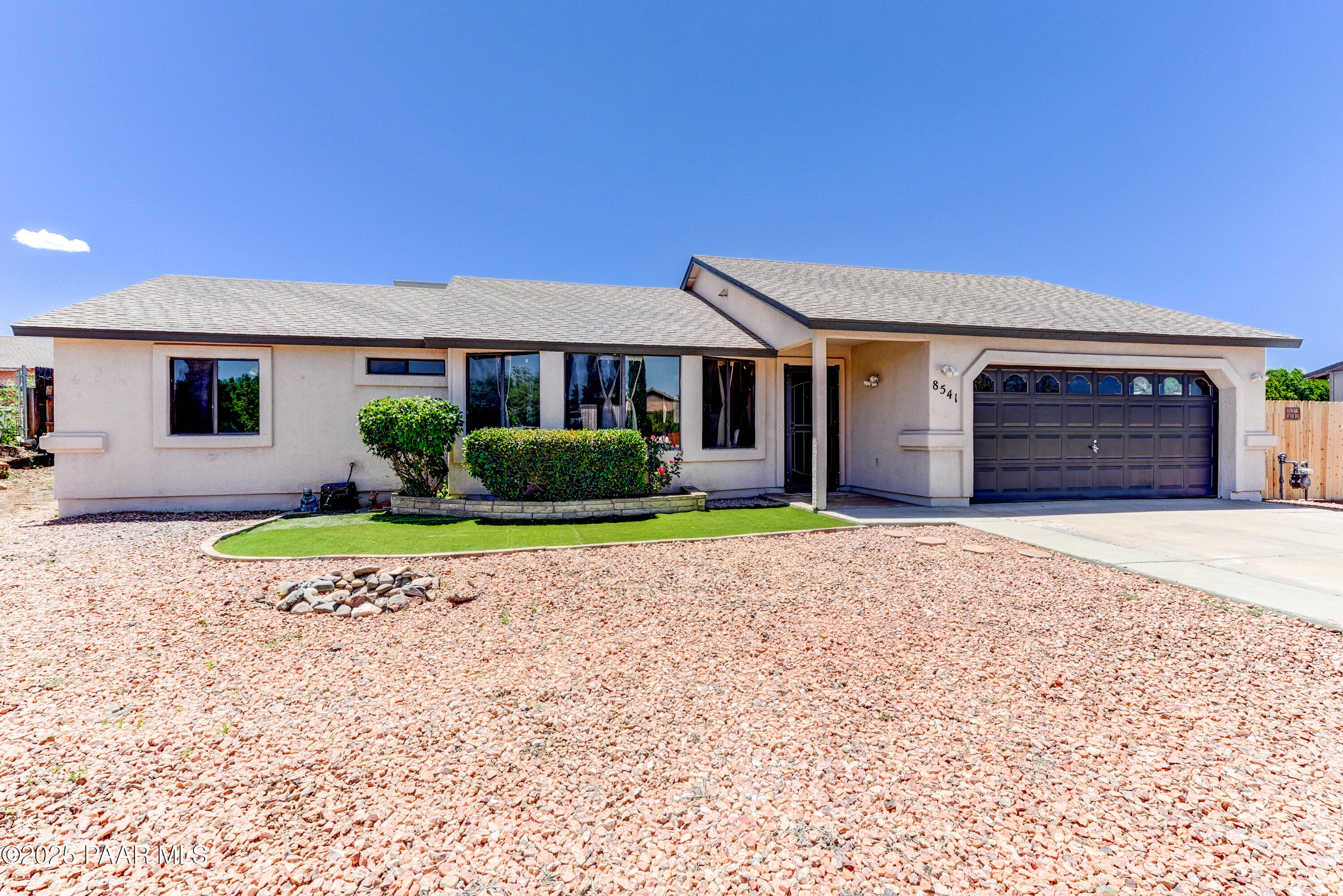 8541 E Posse Circle