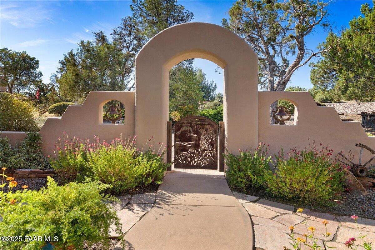 13421 N Iron Hawk Drive