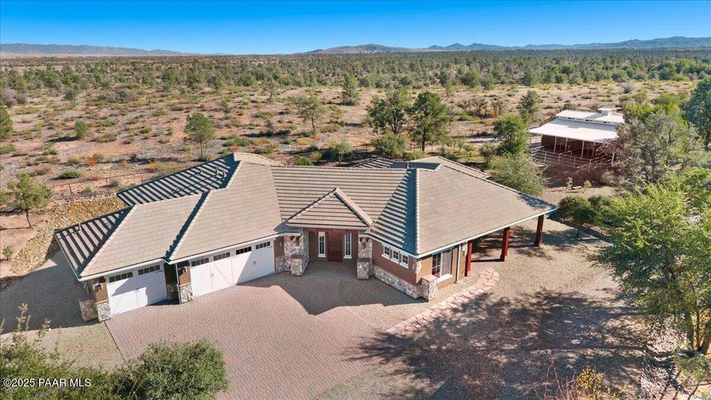 Photo of 2005 W Seven Oaks, Prescott, AZ 86305 (MLS # 1078178)