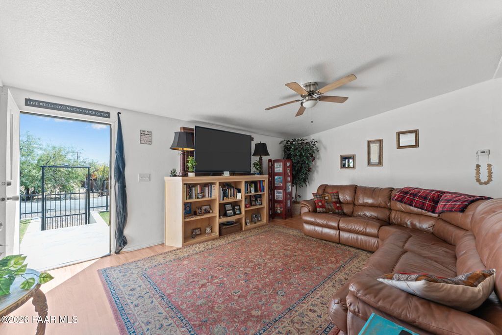 Photo of 22550 W Henderson Street, Congress, AZ 85332 (MLS # 1081280)