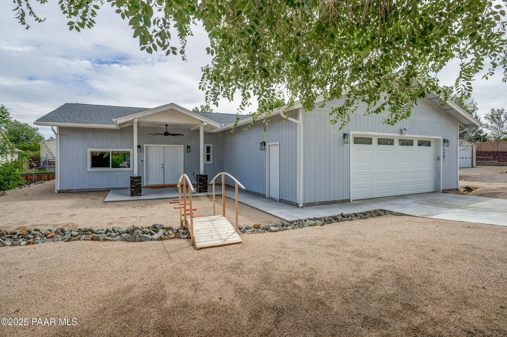 Photo of 4901 N Treasure Circle, Prescott Valley, AZ 86314 (MLS # 1078330)