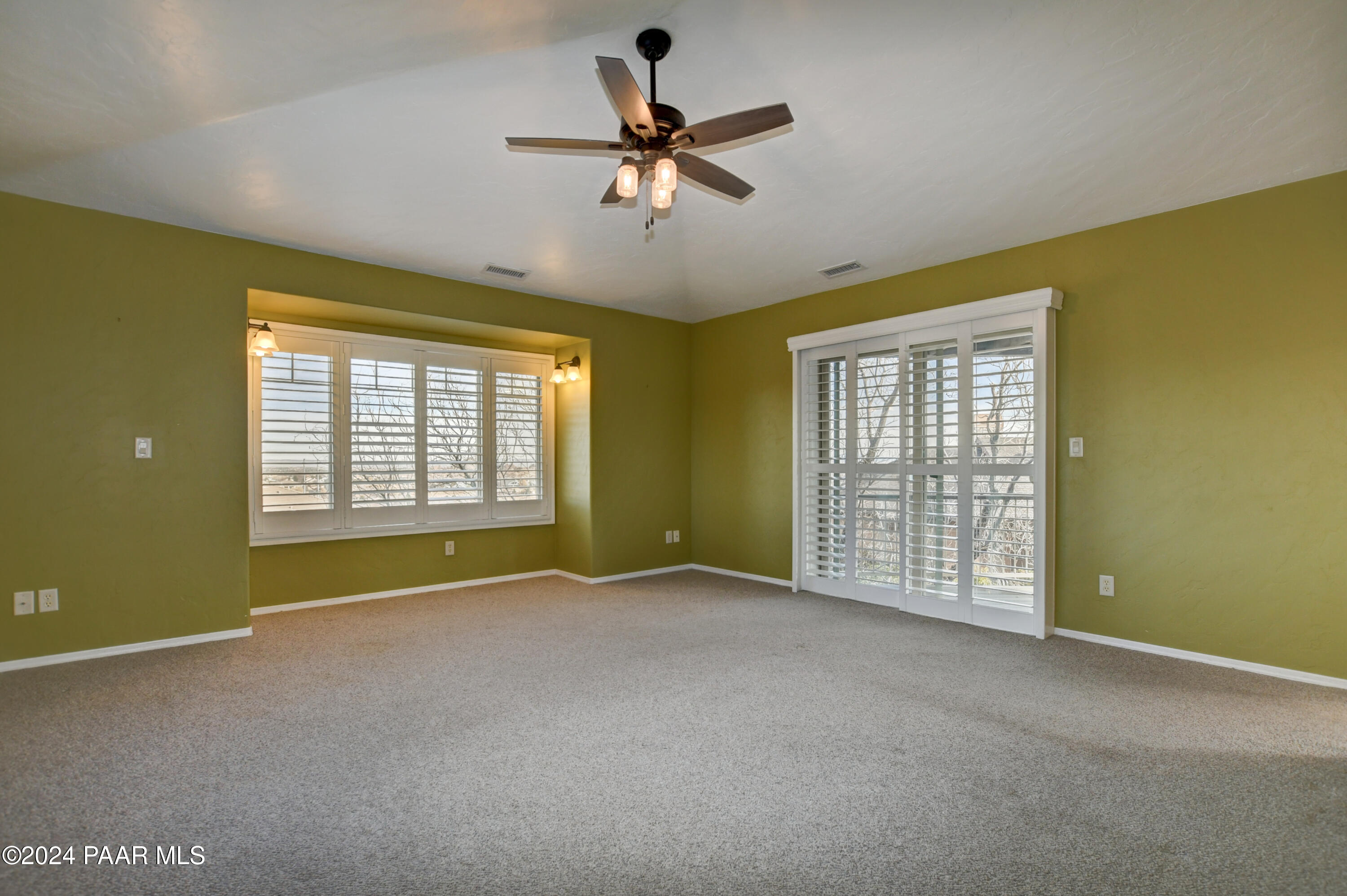 Prescott, Arizona 86301, United States, 3 Bedrooms Bedrooms, ,3 BathroomsBathrooms,Residential,Active,25202