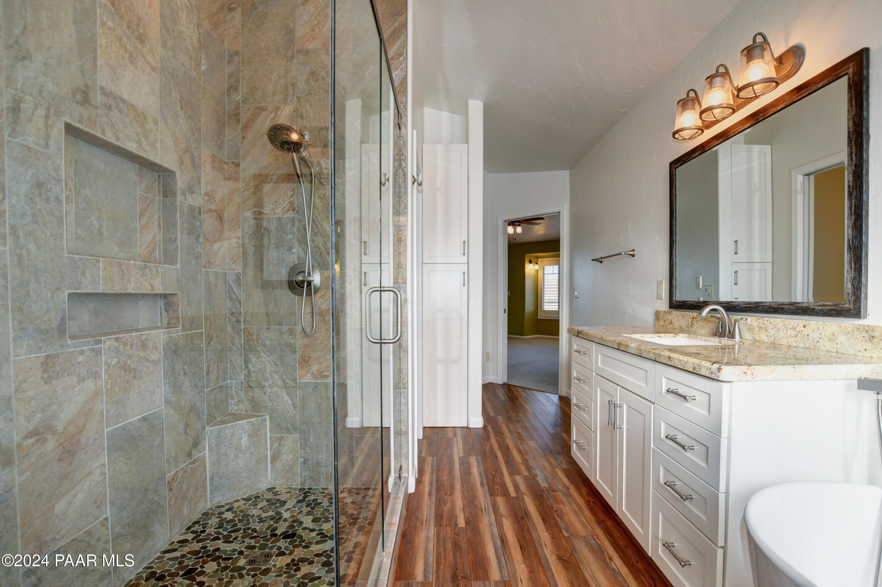 Prescott, Arizona 86301, United States, 3 Bedrooms Bedrooms, ,3 BathroomsBathrooms,Residential,Active,25202