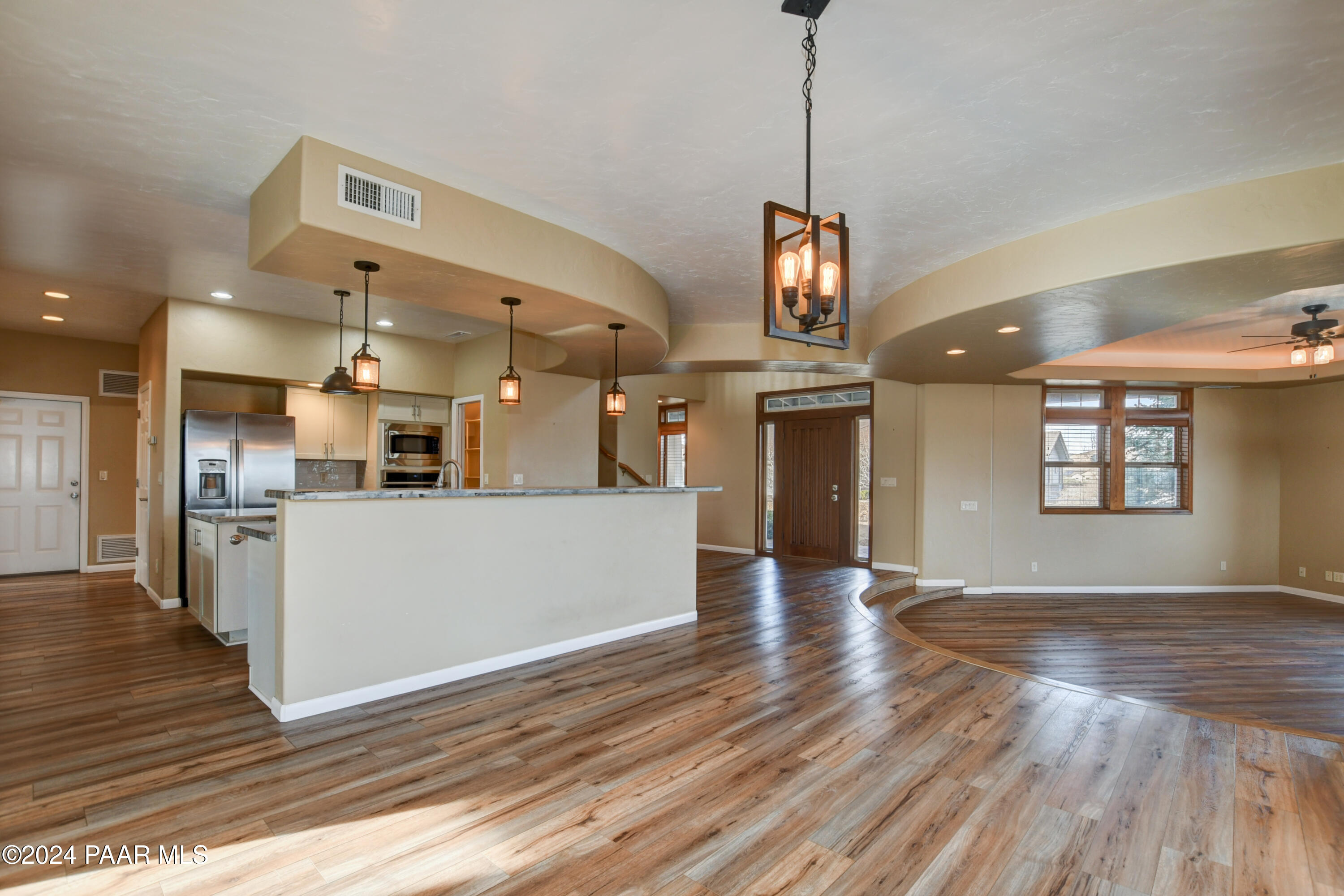 Prescott, Arizona 86301, United States, 3 Bedrooms Bedrooms, ,3 BathroomsBathrooms,Residential,Active,25202