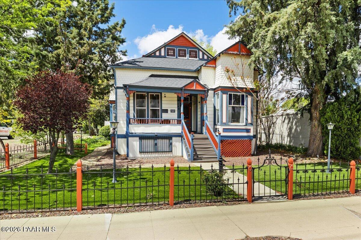 346 S Montezuma Street