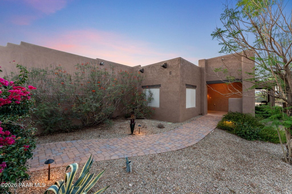Photo of 501 S Saguaro Drive, Wickenburg, AZ 85390 (MLS # 1083271)