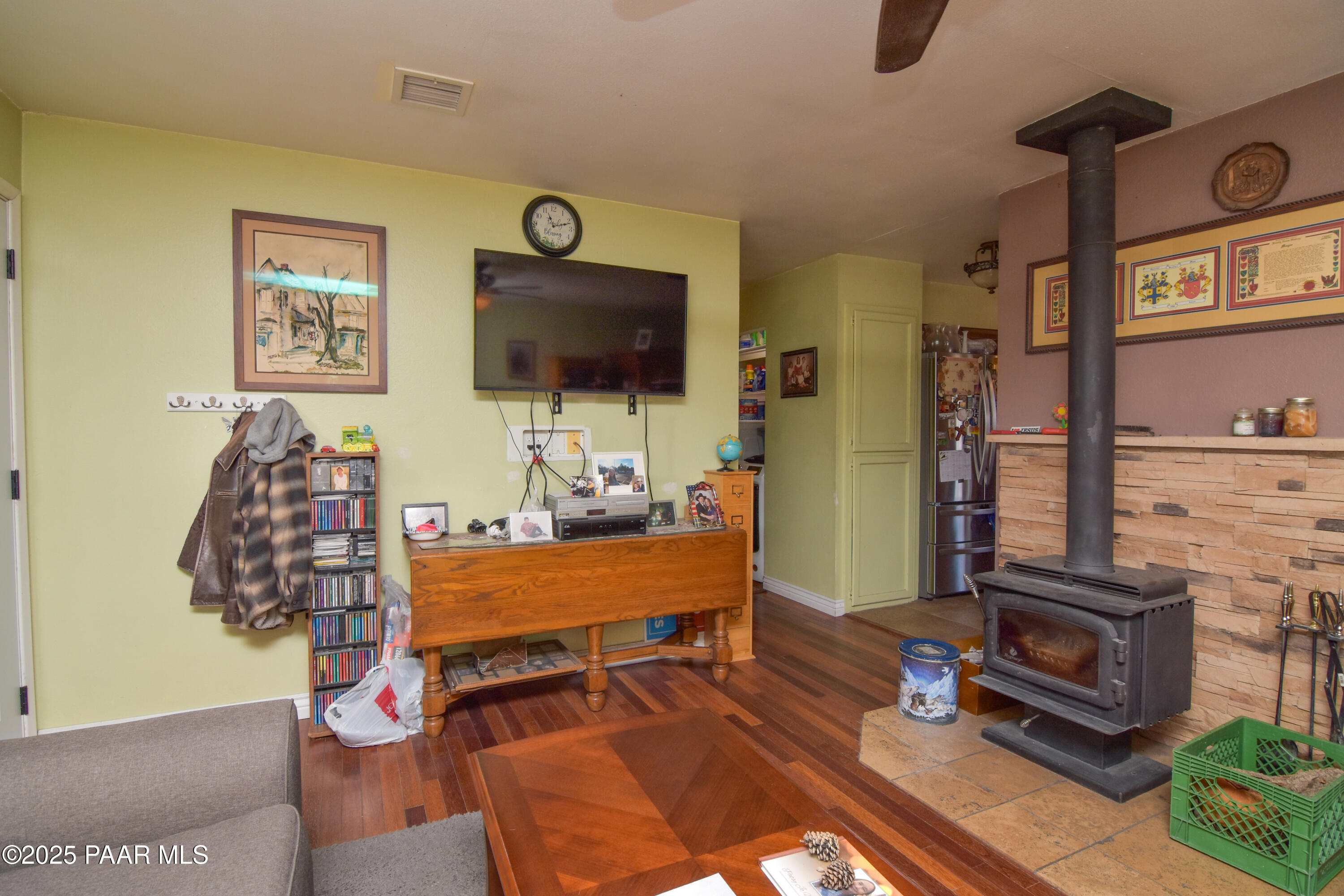3280 N Bumblebee Drive